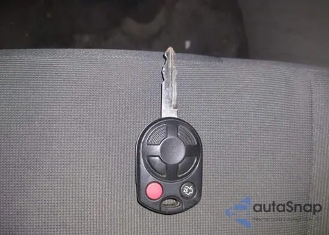 2011 Ford Escape Xls z USA, uszkodzony, nr VIN 1FMCU9C72BKB11215